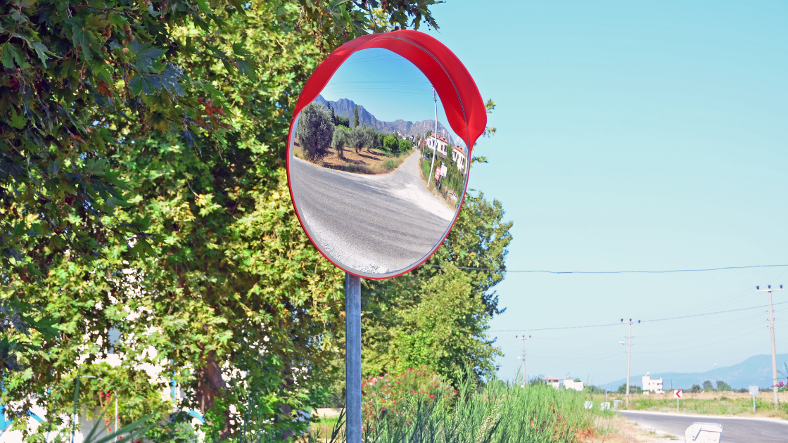 The Benefits of road Convex Mirrors for Road Safety: Improving Visibility and Reducing Accidents