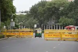 unmanned barricade Twitter 1068x711 1